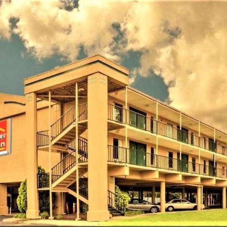 Super Inn Williamsburg Norge ภายนอก รูปภาพ