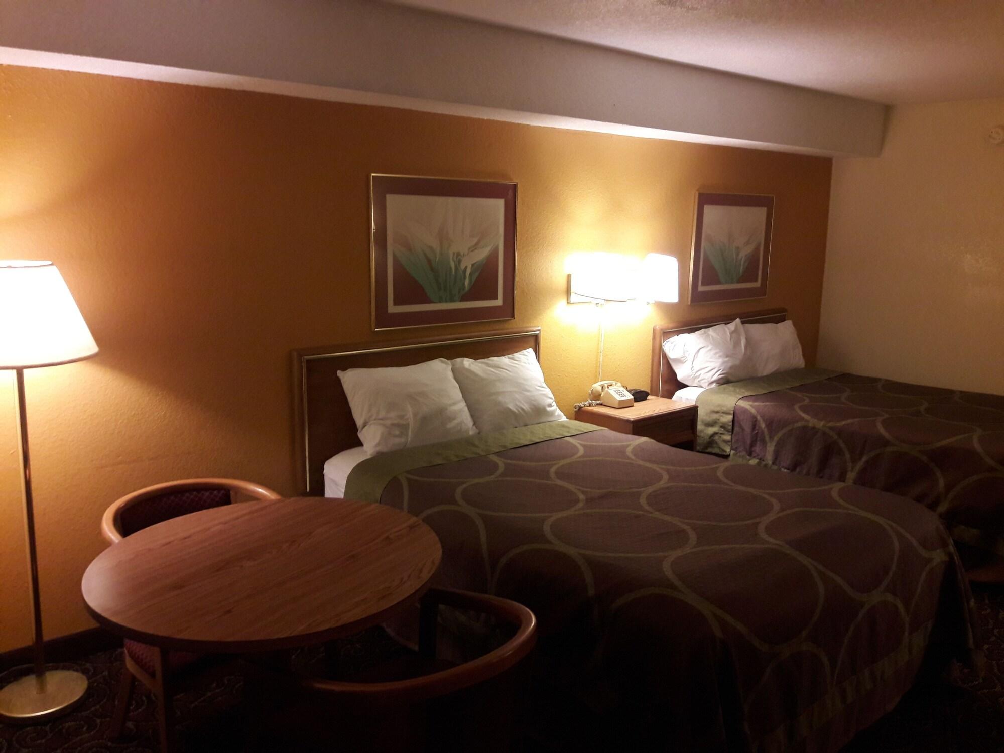 Super Inn Williamsburg Norge ภายนอก รูปภาพ