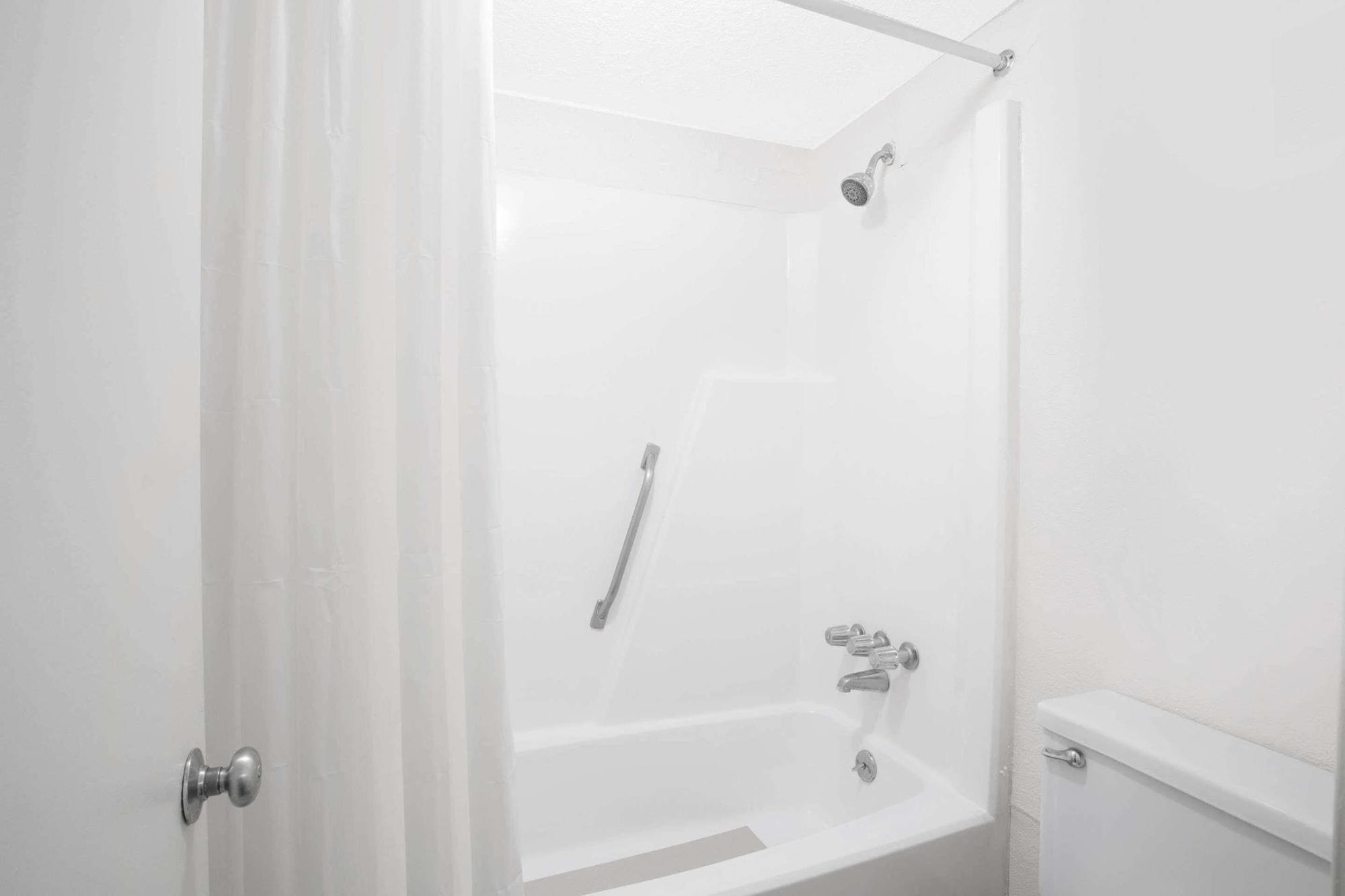 Super Inn Williamsburg Norge ภายนอก รูปภาพ