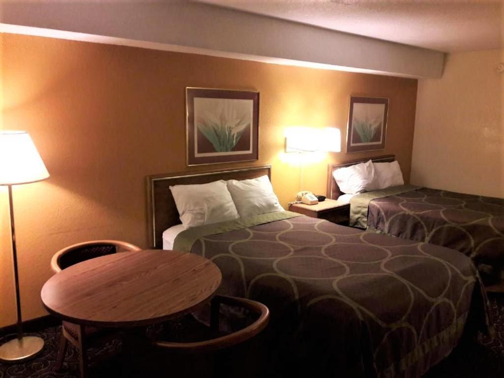 Super Inn Williamsburg Norge ภายนอก รูปภาพ