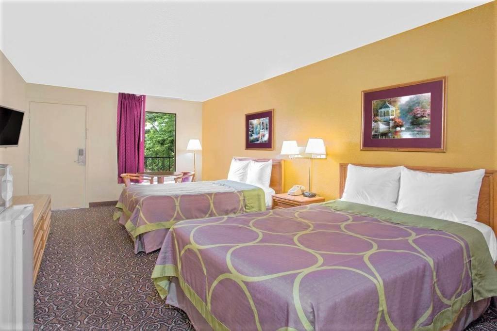 Super Inn Williamsburg Norge ภายนอก รูปภาพ